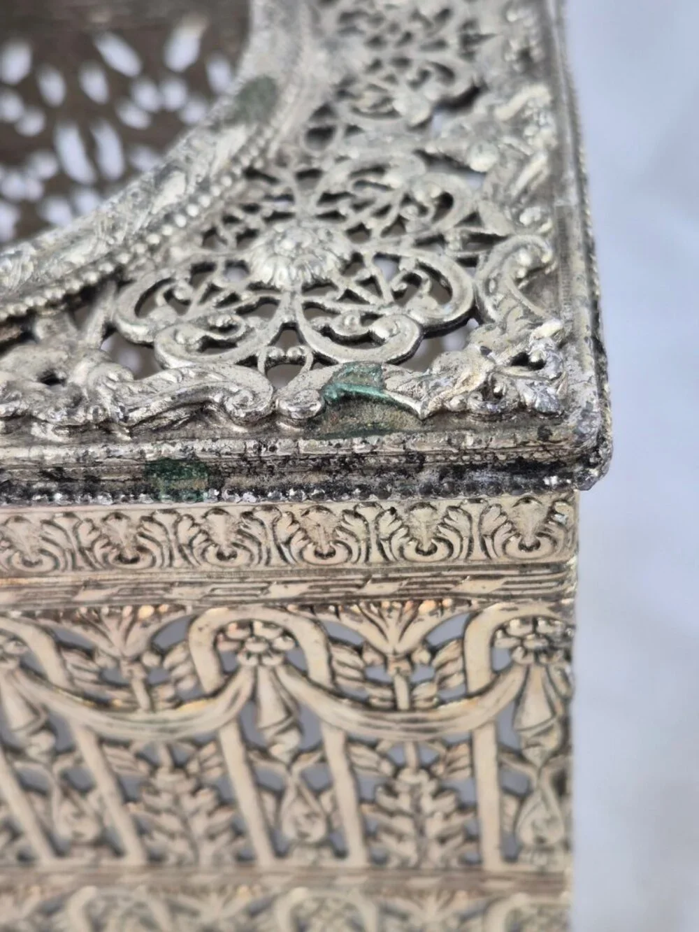 Vintage Hollywood Regency Filigree Vanity Ornate Square Tissue Box Cover